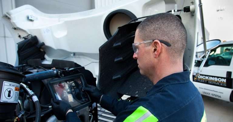 Diesel Technician Mechanic Jobs | Dickinson Fleet Services